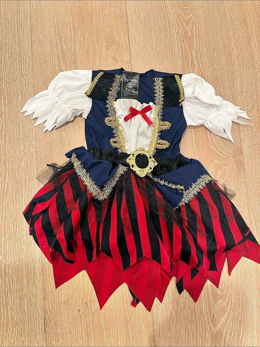 Leg Avenue Girl's Caribbean Pirate Costume Pirate Costume in Blue & Red Girls XS